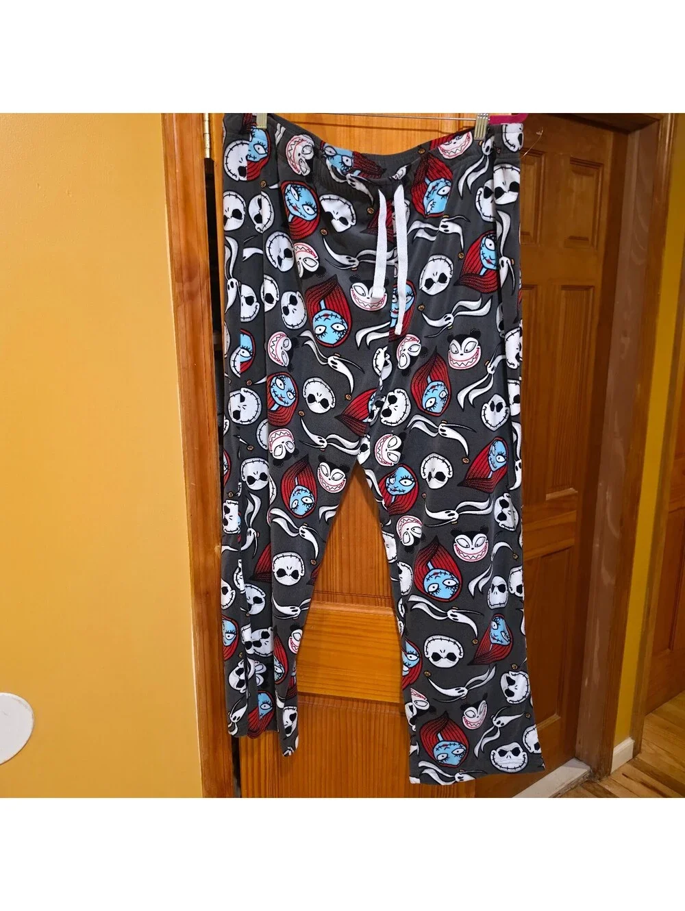 Disney The Nightmare Before Christmas print lounge pants